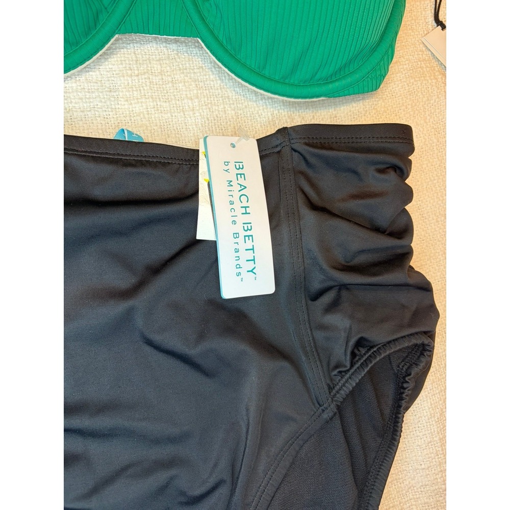Shade and Shore Emerald Green Ribbed Bralette top & High Waist Black Bottom New - Picture 6 of 10